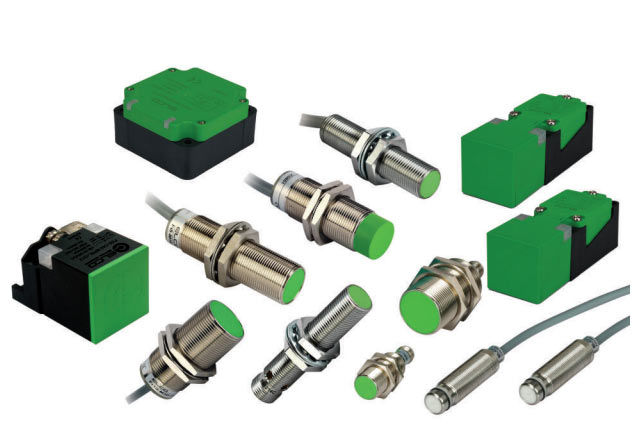 Qual a diferença entre sensores indutivos e capacitivos?